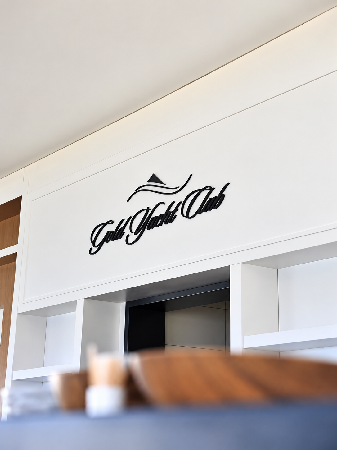 Gold Yacht Club Restaurant iç mekanı